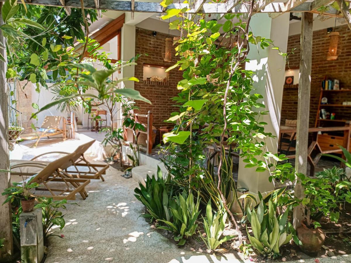 Soraya Yoga Wellness Center Otel Gili Trawangan Dış mekan fotoğraf